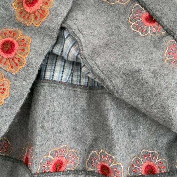 OLILY 12 MO FALL/ WINTER GRAY … LAYER, LAYER, LAYER! - Picture 4 of 5